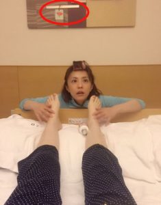 小林麻央 ブログ KOKORO「隠し撮り」で小林麻耶が見ていたものを予想！足のむくみの原因も調べてみました！3